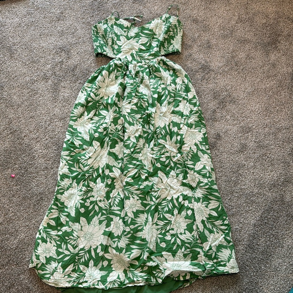 American Eagle size M green floral dress